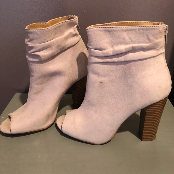 Express Booties - Picture 3 of 4